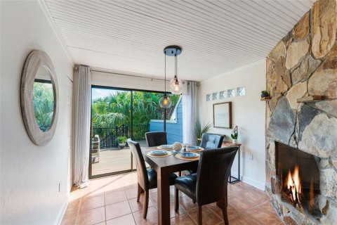 Casa en venta en Sarasota, Florida, 2 dormitorios, 92.9 m2 № 1567506 - foto 16