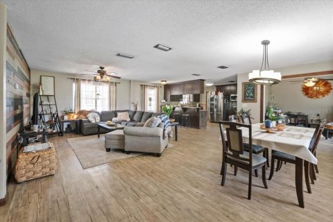 Villa ou maison à vendre à Lake Butler, Floride: 3 chambres, 217.02 m2 № 2211060 - photo 4