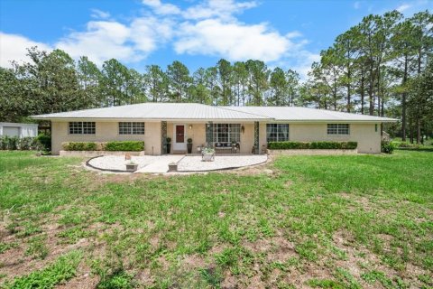 Casa en Lake Butler, Florida 3 dormitorios, 217.02 m2 № 2211060