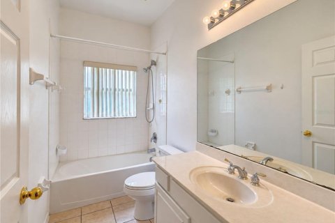 Villa ou maison à louer à Kissimmee, Floride: 4 chambres, 253.07 m2 № 2368960 - photo 17