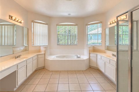 Villa ou maison à louer à Kissimmee, Floride: 4 chambres, 253.07 m2 № 2368960 - photo 15