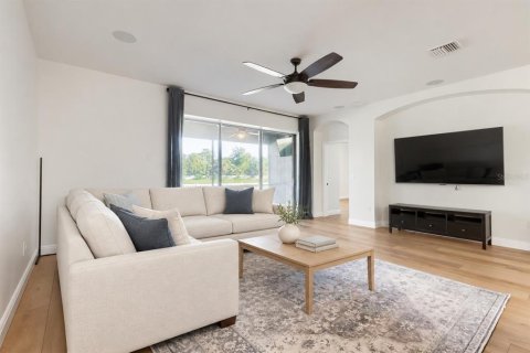 Casa en venta en Fish Hawk, Florida, 4 dormitorios, 222.97 m2 № 2428814 - foto 4