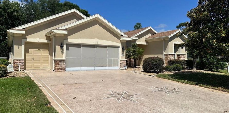 Casa en Summerfield, Florida 3 dormitorios, 224.73 m2 № 1654171
