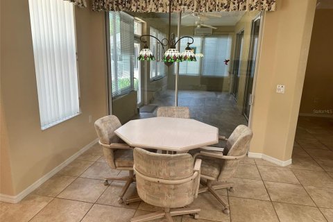 Casa en venta en Summerfield, Florida, 3 dormitorios, 224.73 m2 № 1654171 - foto 10