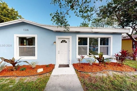 Дом в Форт-Лодердейл, Флорида 2 спальни, 101.26м2 № 2008438