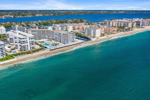 Copropriété à louer à South Palm Beach, Floride: 2 chambres, 186.45 m2 № 2169732 - photo 26