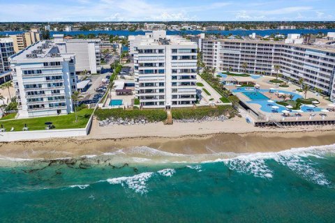 Copropriété à louer à South Palm Beach, Floride: 2 chambres, 186.45 m2 № 2169732 - photo 24