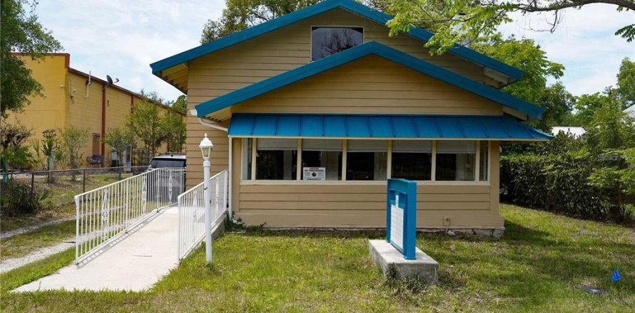 Casa en DeLand, Florida 2 dormitorios, 139.63 m2 № 2104435