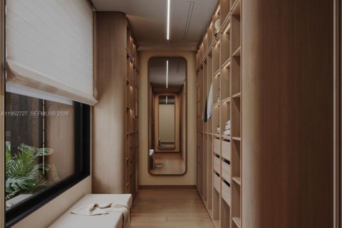 House in Miami Beach, Florida 5 bedrooms, 371.61 sq.m. № 2008580 - photo 17