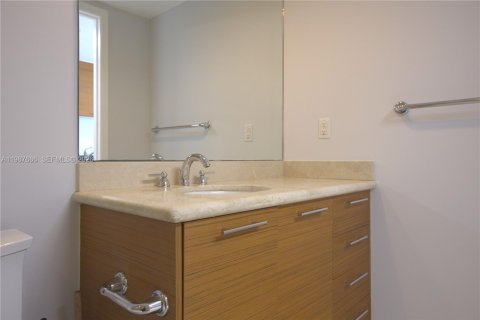 Condo in Miami, Florida  № 2053033 - photo 14