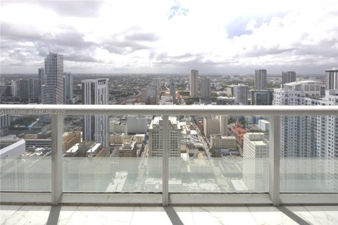 Condo in Miami, Florida  № 2053033 - photo 19