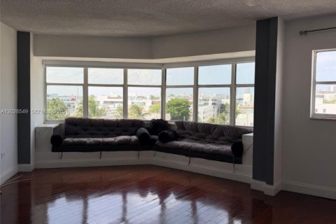 Apartment in Miami Beach, Florida 1 bedroom, 77.11 sq.m. № 2087786 - photo 4