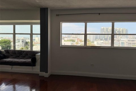 Apartment in Miami Beach, Florida 1 bedroom, 77.11 sq.m. № 2087786 - photo 3