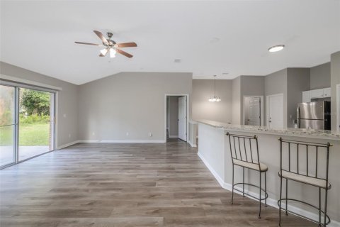 Casa en venta en Palm Coast, Florida, 3 dormitorios, 157.56 m2 № 2222689 - foto 11