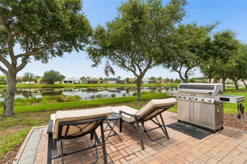 House in Trinity, Florida 2 bedrooms, 148.09 sq.m. № 2222271 - photo 16