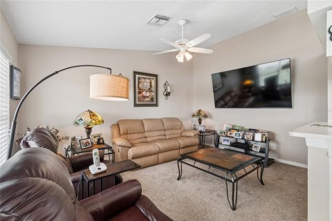 House in Trinity, Florida 2 bedrooms, 148.09 sq.m. № 2222271 - photo 11