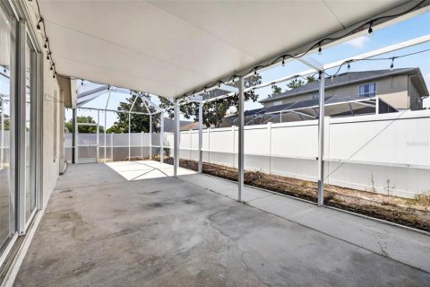 Villa ou maison à vendre à Land O' Lakes, Floride: 3 chambres, 241.17 m2 № 2204144 - photo 25
