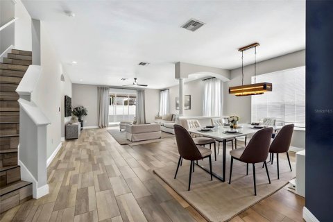 Villa ou maison à vendre à Land O' Lakes, Floride: 3 chambres, 241.17 m2 № 2204144 - photo 8