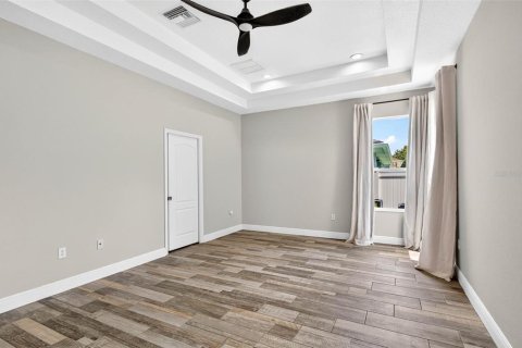 Villa ou maison à vendre à Land O' Lakes, Floride: 3 chambres, 241.17 m2 № 2204144 - photo 11