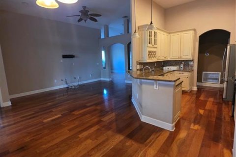 Casa en venta en Ruskin, Florida, 4 dormitorios, 233.74 m2 № 2387407 - foto 8