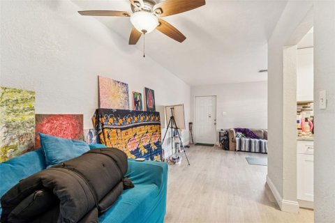 Immobilier commercial à vendre à Saint Petersburg, Floride: 107.02 m2 № 2204131 - photo 12