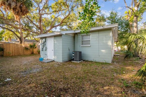 Immobilier commercial à vendre à Saint Petersburg, Floride: 107.02 m2 № 2204131 - photo 23