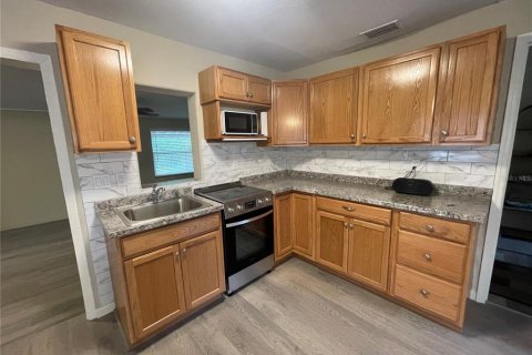 Villa ou maison à vendre à Bradenton, Floride: 4 chambres, 123.75 m2 № 1884606 - photo 14
