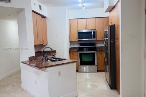 Copropriété à louer à Hollywood, Floride: 1 chambre, 83.52 m2 № 2168772 - photo 2