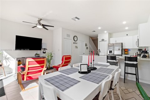 Купить таунхаус в Хайалиа, Флорида 3 спальни, 131.18м2, № 2025262 - фото 11