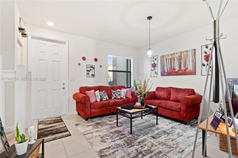 Купить таунхаус в Хайалиа, Флорида 3 спальни, 131.18м2, № 2025262 - фото 4