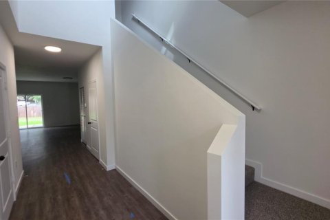 Condo in Gainesville, Florida, 3 bedrooms  № 2410333 - photo 2