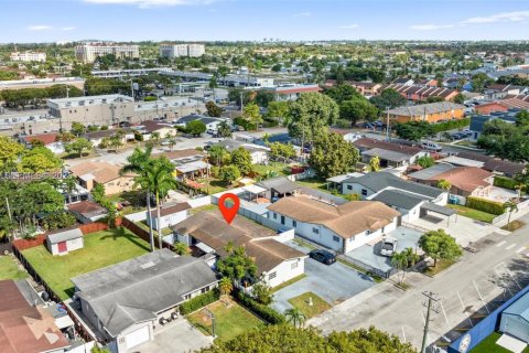 Apartamento en alquiler en Sweetwater, Florida, 2 dormitorios, 168.71 m2 № 1991497 - foto 23