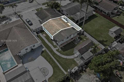 Apartamento en alquiler en Sweetwater, Florida, 2 dormitorios, 168.71 m2 № 1991497 - foto 27