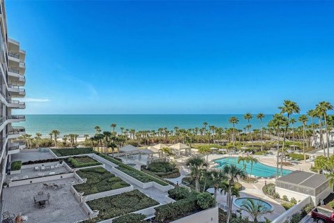 Condo in Longboat Key, Florida, 3 bedrooms № 2143830 - photo 15