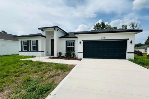 Casa en Ocala, Florida 4 dormitorios, 164.81 m2 № 2387567