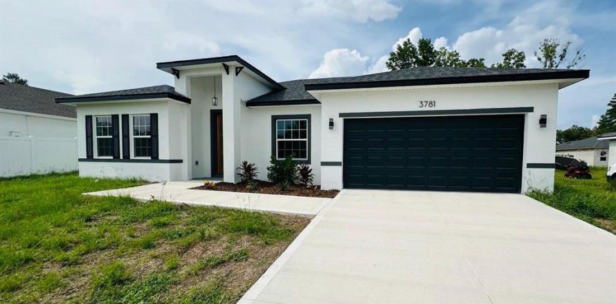 Casa en Ocala, Florida 4 dormitorios, 164.81 m2 № 2387567