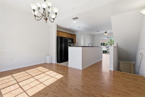 Condo in Tampa, Florida, 2 bedrooms № 2107893 - photo 12