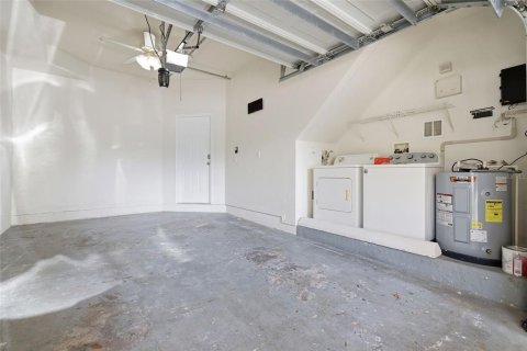 Condo in Tampa, Florida, 2 bedrooms № 2107893 - photo 9