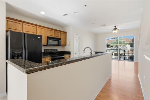 Condo in Tampa, Florida, 2 bedrooms № 2107893 - photo 14