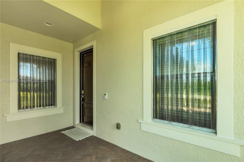 Villa ou maison à vendre à Fort Myers, Floride: 3 chambres, 141.68 m2 № 2050616 - photo 7