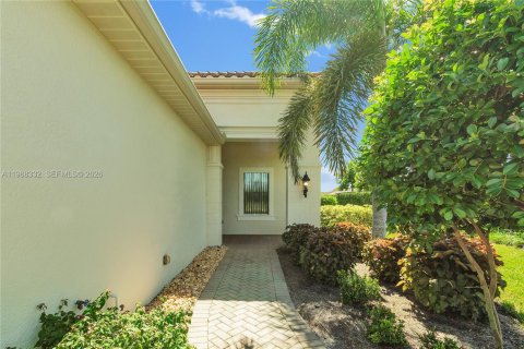 Villa ou maison à vendre à Fort Myers, Floride: 3 chambres, 141.68 m2 № 2050616 - photo 6