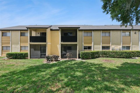 Condo in Altamonte Springs, Florida, 2 bedrooms № 2142848 - photo 2