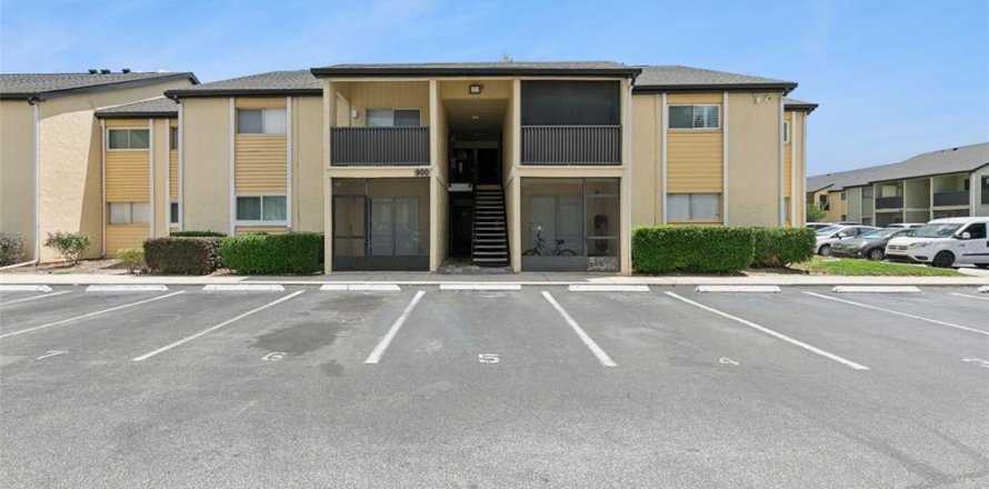 Condo in Altamonte Springs, Florida, 2 bedrooms № 2142848