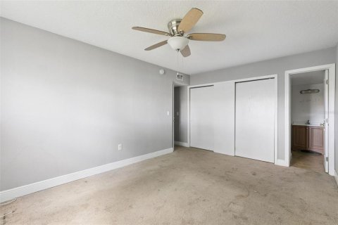 Condo in Altamonte Springs, Florida, 2 bedrooms № 2142848 - photo 22