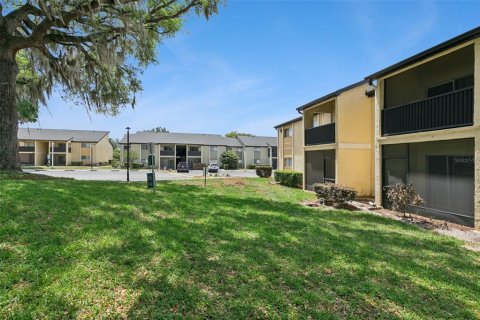 Condo in Altamonte Springs, Florida, 2 bedrooms № 2142848 - photo 3
