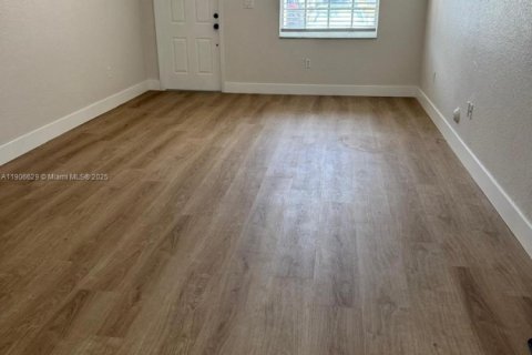 Apartment in Doral, Florida 3 bedrooms, 117.06 sq.m. № 1962989 - photo 6