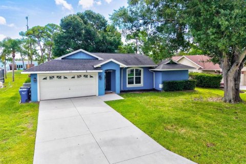 Casa en venta en Sarasota, Florida, 3 dormitorios, 158.03 m2 № 2385797 - foto 3