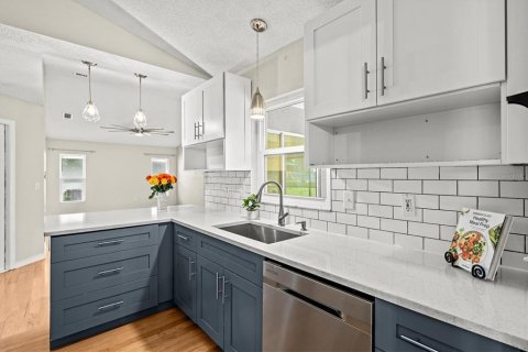 Casa en venta en Sarasota, Florida, 3 dormitorios, 158.03 m2 № 2385797 - foto 20