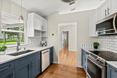 Casa en venta en Sarasota, Florida, 3 dormitorios, 158.03 m2 № 2385797 - foto 25