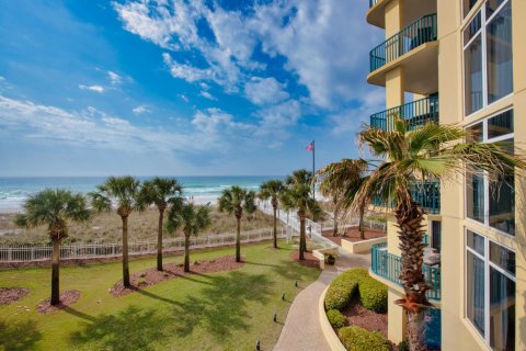 Condominio en venta en Destin, Florida, 3 dormitorios, 150.69 m2 № 559641 - foto 1